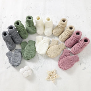 Newborn Knit Socks With Knit Mitten Gloves - RYAN AND REMI