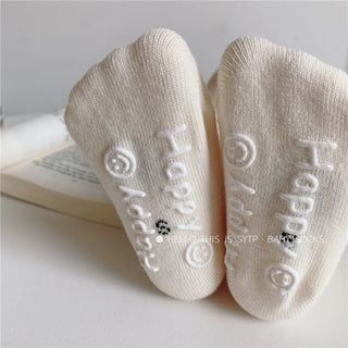 Animal Outlined Soft Floor Socks - RYAN AND REMI