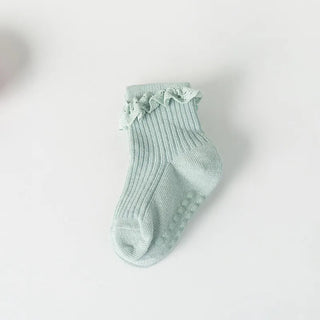 Non Slip Frill Socks - RYAN AND REMI