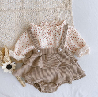 Vintage Style Baby Girl Ruffle Set - RYAN AND REMI